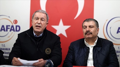 Milli Savunma Bakanı Akar: Kahramanmaraş merkezli depremler) Batıdan 9, Kıbrıs'tan 4 taburumuzu sevk ediyoruz
