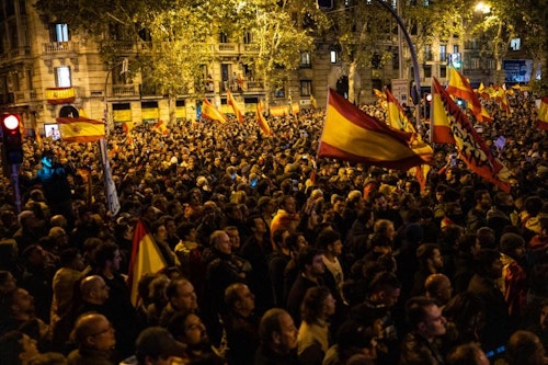 Manifestación en Ferraz hoy en protesta por la ley de amnistía y el pacto PSOE - Junts para la investidura de Pedro Sánchez: última hora y reacciones al acuerdo