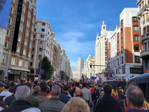 Manifestación contra la amnistía, en directo: última hora de las protestas en Madrid, Sol y Ferraz, y el resto de capitales de provincias de España hoy