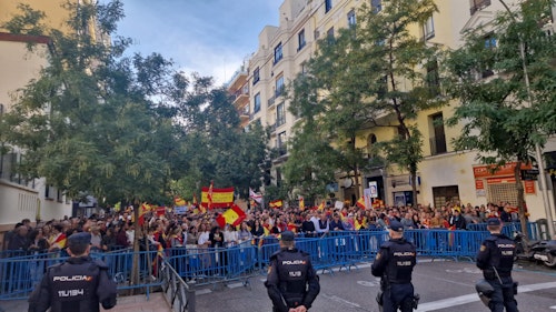Manifestación contra la amnistía, en directo: última hora de las protestas en Madrid, Sol y Ferraz, y el resto de capitales de provincias de España hoy