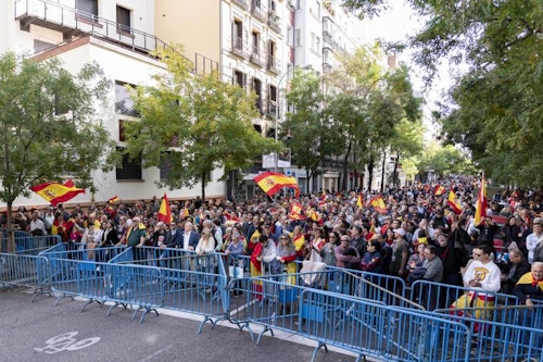 Manifestación contra la amnistía, en directo: última hora de las protestas en Madrid, Sol y Ferraz, y el resto de capitales de provincias de España hoy
