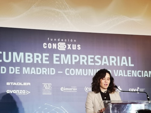 Cumbre empresarial: «Tenemos que aprovechar los vínculos entre Madrid y Valencia»