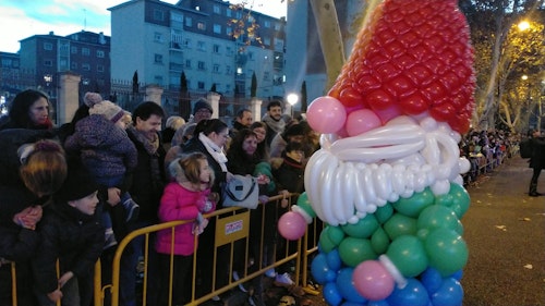 Los Reyes Magos cierran su multitudinaria visita a Valladolid