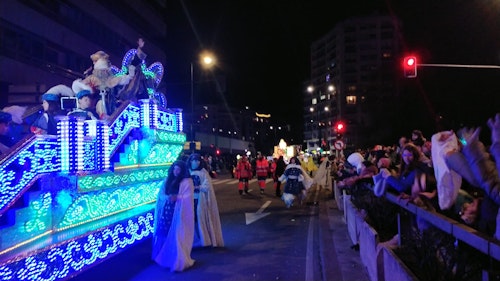 Los Reyes Magos cierran su multitudinaria visita a Valladolid