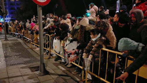 Los Reyes Magos cierran su multitudinaria visita a Valladolid