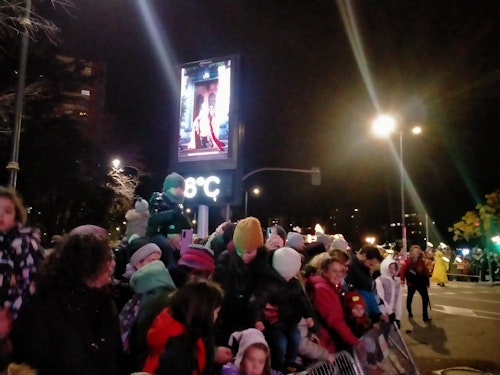 Los Reyes Magos cierran su multitudinaria visita a Valladolid