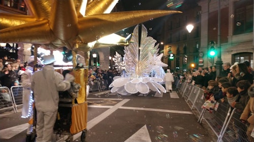 Los Reyes Magos cierran su multitudinaria visita a Valladolid