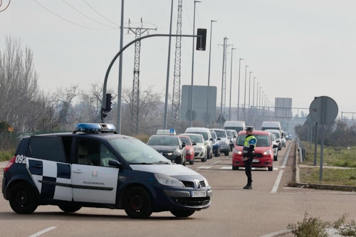 Así te hemos contado la tractorada de este lunes, que ha provocado atascos en la avenida de Zamora