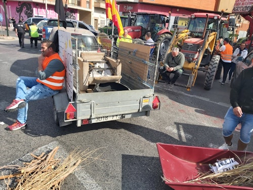 Protesta de tractores en Murcia, en directo | Los agricultores se retiran de la ciudad pero siguen en el Puerto de la Cadena