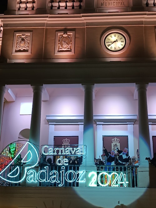 «¿Sabe usted qué es lo que quiero? El mejor Carnaval del mundo entero»