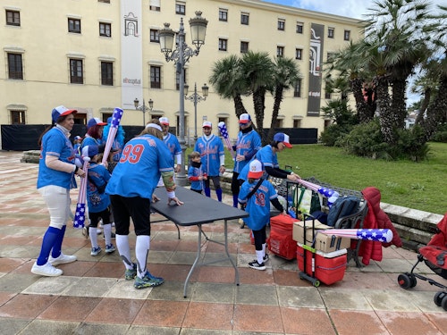 El tiempo da una tregua y llena San Francisco de disfraces