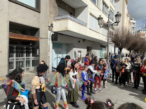 El tiempo da una tregua y llena San Francisco de disfraces