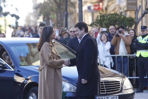 La Reina Letizia derrocha simpatía en Salamanca