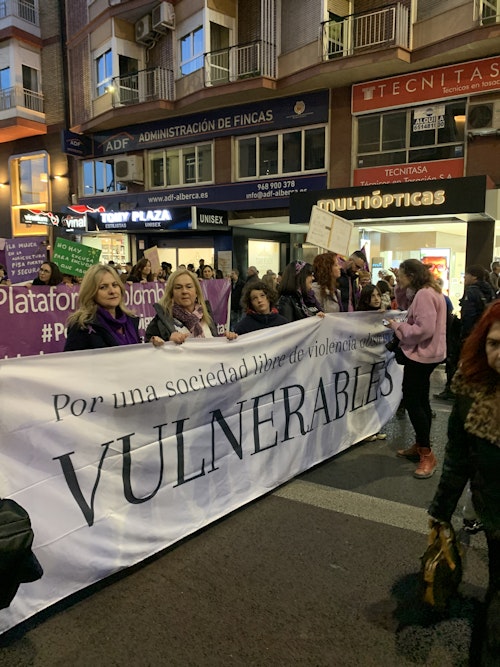 El feminismo dice en Murcia basta a las agresiones sexuales y se acuerda de Palestina