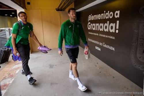 Paliza del Unicaja, sin piedad ante el Covirán Granada (62-90)