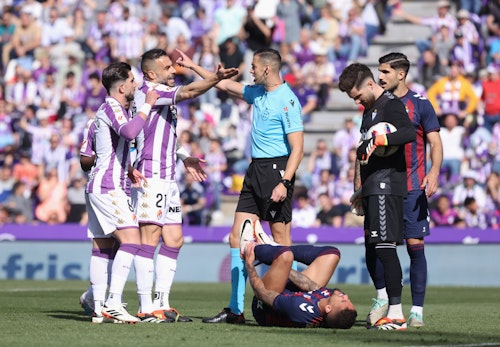 El Pucela remonta con tres goles de calidad pero sin juego colectivo