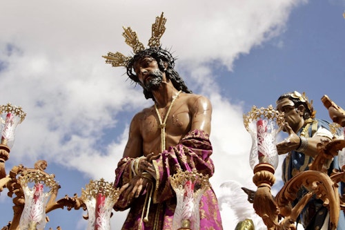 Así te hemos contado el Martes Santo de Huelva: Una Pasión y tres resignaciones ante la lluvia