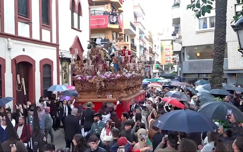 Así te hemos contado el Martes Santo de Huelva: Una Pasión y tres resignaciones ante la lluvia