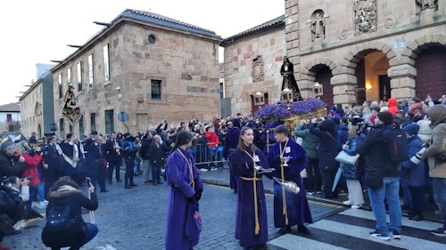 Así han transcurrido las procesiones de este Viernes Santo