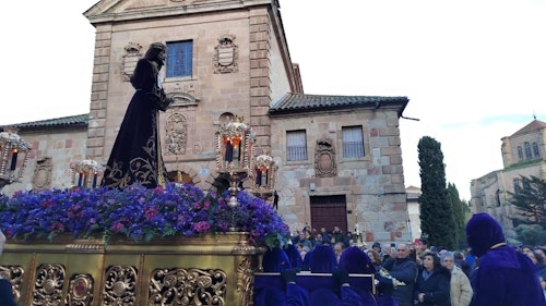 Así han transcurrido las procesiones de este Viernes Santo