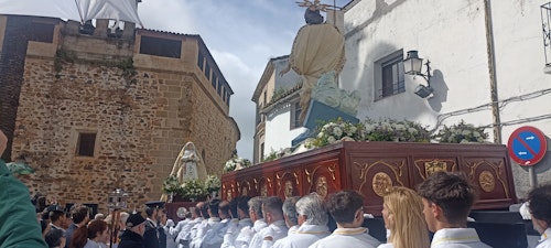 Así hemos narrado el Domingo de Resurrección en Extremadura