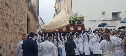 Así hemos narrado el Domingo de Resurrección en Extremadura