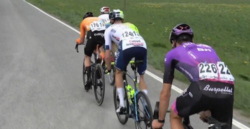 Etapa 3 de la Itzulia: Hermans se impone al sprint en Alsasua y Ayuso se cae a poco más de un kilómetro de la meta