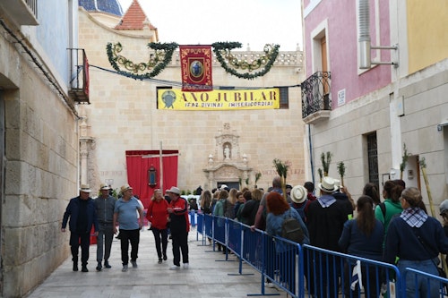 Así te hemos contado la Santa Faz 2024: Récord de participación con 330.000 peregrinos