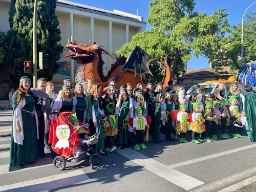 Así hemos narrado el desfile de San Jorge en Cáceres