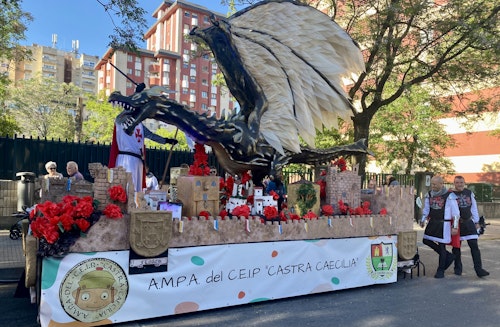 Así hemos narrado el desfile de San Jorge en Cáceres