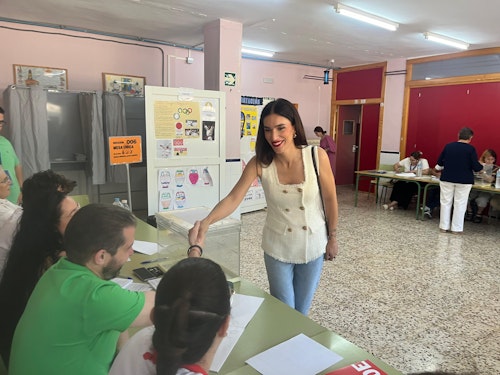 La participación a las 18.00 horas en la Región se queda en el 37,6%, 11,3 puntos menos que en 2019