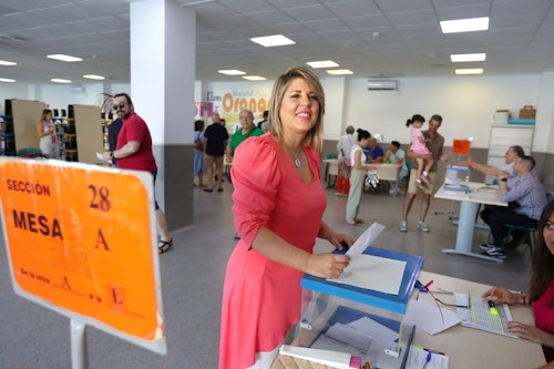 La participación a las 18.00 horas en la Región se queda en el 37,6%, 11,3 puntos menos que en 2019