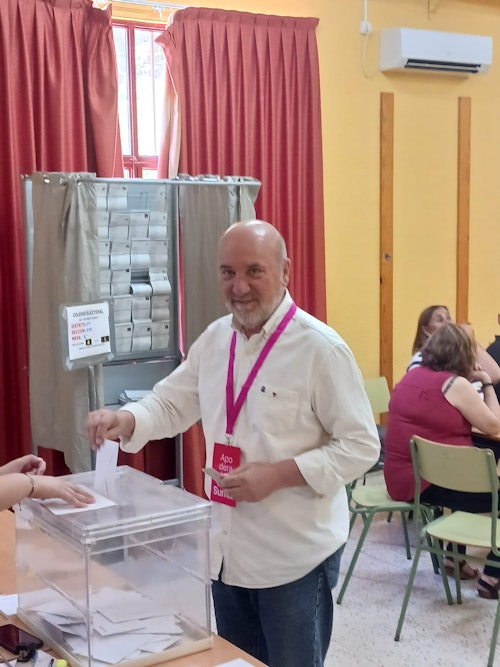 La participación a las 18.00 horas en la Región se queda en el 37,6%, 11,3 puntos menos que en 2019