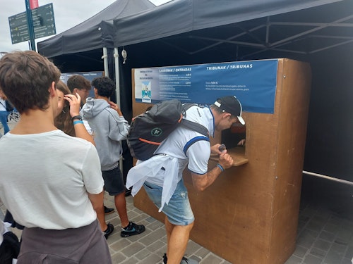 En directo, la primera jornada de la Bandera de La Concha: dominio aplastante de Urdaibai, que mete 14 segundos a Zierbena, segundo clasificado