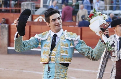 Puerta grande de Jesús de la Calzada en la primera de abono de la Feria taurina de Salamanca