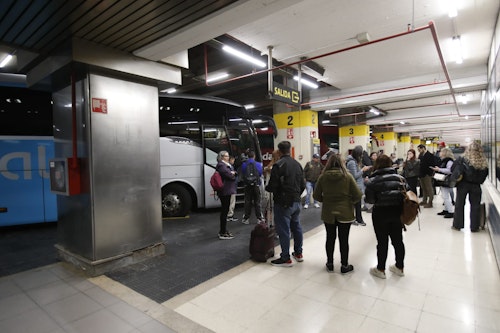 La jornada de huelga de autobuses y ambulancias en Cantabria, en directo