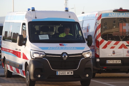 La jornada de huelga de autobuses y ambulancias en Cantabria, en directo
