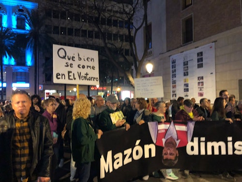 Así hemos contado la manifestación en Valencia contra la gestión política de la DANA