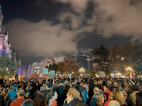 Así hemos contado la manifestación en Valencia contra la gestión política de la DANA