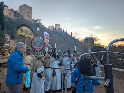Así hemos vivido la Cabalgata del Heraldo Real en Granada