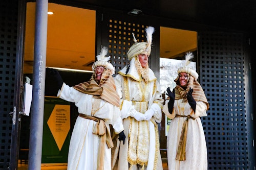 Así hemos vivido la Cabalgata del Heraldo Real en Granada