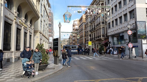 Así hemos contado la Cabalgata de los Reyes Magos en Granada