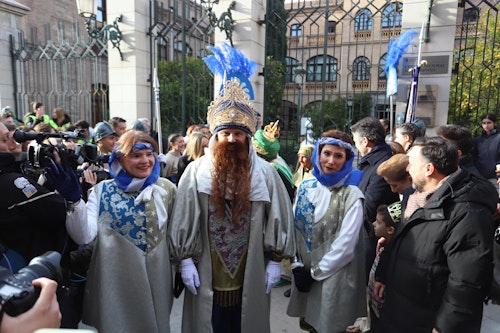 Así hemos contado la Cabalgata de los Reyes Magos en Granada