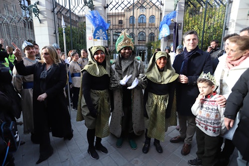 Así hemos contado la Cabalgata de los Reyes Magos en Granada