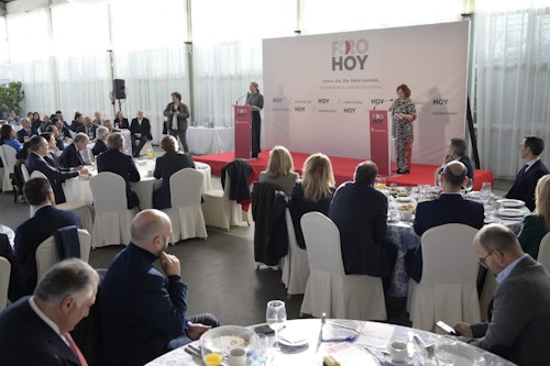 Así hemos narrado los anuncios de la presidenta de la Junta en Foro HOY