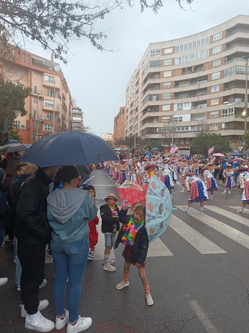 Así hemos contado el desfile infantil de comparsas del Carnaval de Badajoz