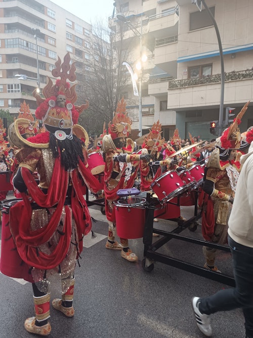 Así hemos contado el desfile infantil de comparsas del Carnaval de Badajoz