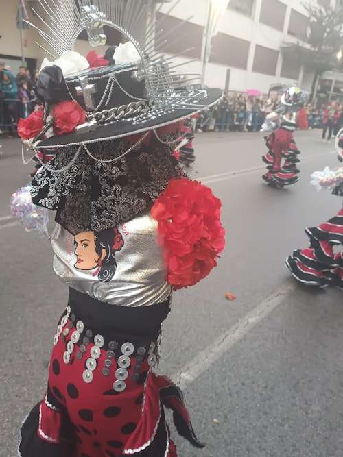 Así hemos contado el desfile infantil de comparsas del Carnaval de Badajoz