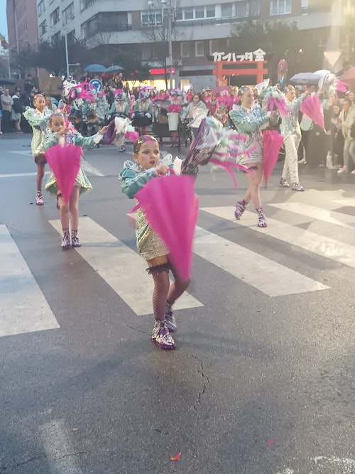Así hemos contado el desfile infantil de comparsas del Carnaval de Badajoz