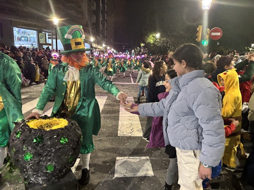 Así ha sido el desfile del Antroxu de Gijón